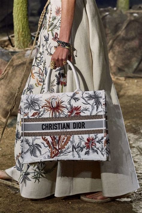 dior book tote celebrities|christian Dior Book Tote 2021.